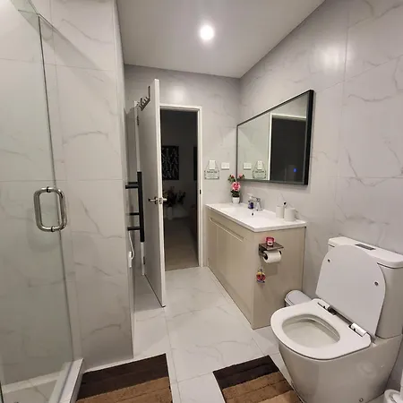 Bright & Spacious Budget Friendly Rooms In West Auckland Perfect For Solo Or Couple Travellers Exterior photo