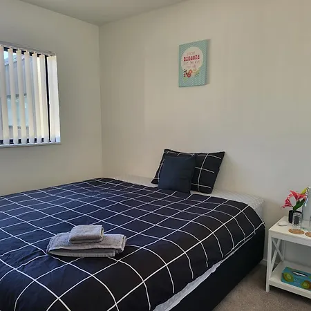 Bright & Spacious Budget Friendly Rooms In West Auckland Perfect For Solo Or Couple Travellers Exterior photo