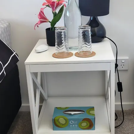 Bright & Spacious Budget Friendly Rooms In West Auckland Perfect For Solo Or Couple Travellers Exterior photo